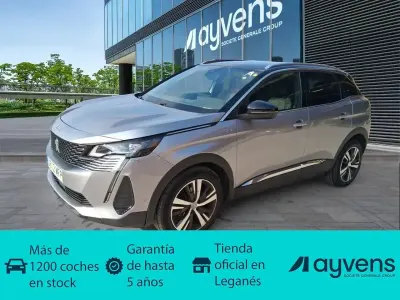 Usado Peugeot 3008 GT 130 CV (95 kW) 2023 Gris SUV