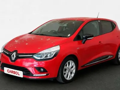 Usado Renault Clio Intens 91 CV (66 kW) 2019 Rojo Utilitario