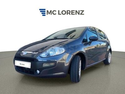 Usado Fiat Punto Dynamic 95 CV (69 kW) 2010 Gris Utilitario