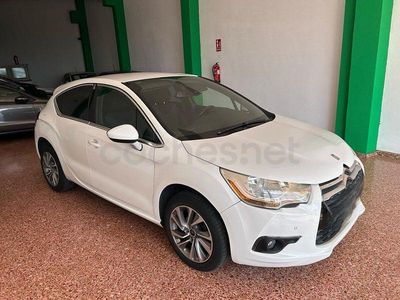 Usado Citroën DS4 PureTech 130 CV (95 kW) 2014 Blanco Utilitario