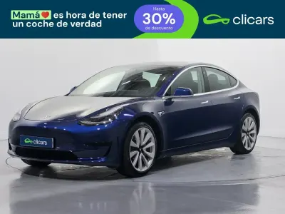 Käytetty Tesla Model 3 Standard Range 239 kW (325 HP) 2019 Sininen Sedan