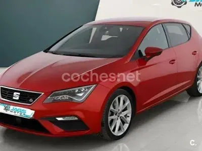 Usado Seat Leon FR 150 CV (110 kW) 2018 Granate Berlina