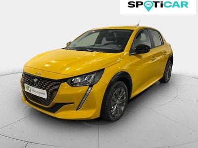 Usado Peugeot e-208 Active 100 kW (136 CV) 2023 Amarillo Utilitario