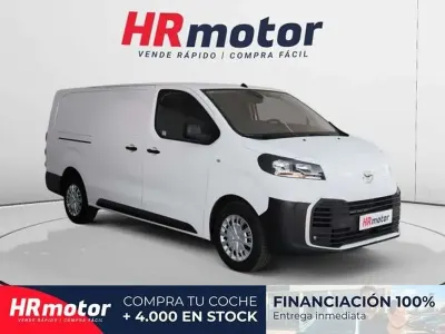 Usado Toyota Proace 144 CV (105 kW) 2024 Blanco Monovolumen