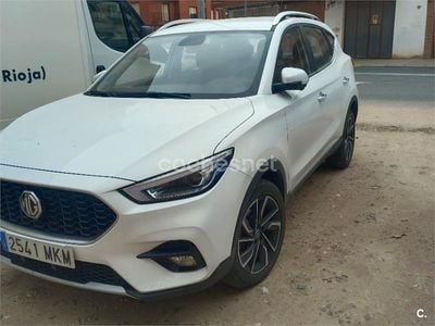 Usado MG ZS Luxury 106 CV (77 kW) 2023 Blanco SUV