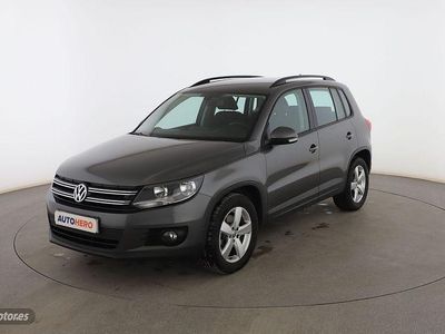 Gris Usado 2015 VW Tiguan SUV | 15.799 € (Un poco caro)
