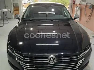 Occasion VW Arteon Elegance 150 ch (110 kW) 2017 Noir Citadine