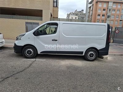 Usado Renault Trafic LIMITED 120 CV (88 kW) 2019 Blanco Monovolumen