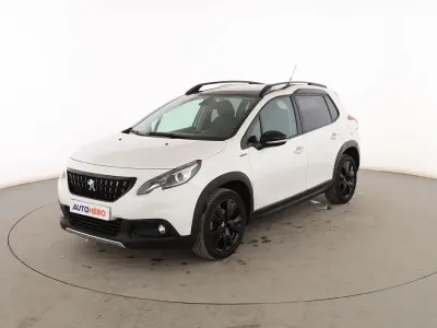 Usado Peugeot 2008 Allure 110 CV (80 kW) 2019 Blanco SUV