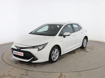 Usado Toyota Corolla Active 122 CV (89 kW) 2021 Blanco Berlina