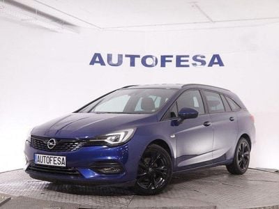 Usado Opel Astra Ultimate 122 CV (89 kW) 2020 Azul Familiar