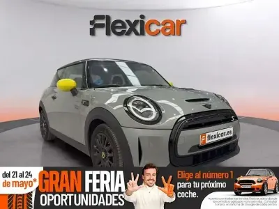 Usado Mini Cooper S 135 kW (184 CV) 2021 Gris Utilitario