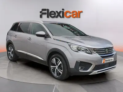 Usado Peugeot 5008 Active 131 CV (96 kW) 2019 Gris SUV