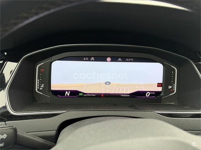 Gris / plata Usado 2019 VW Passat Alltrack Familiar | 30.000 € (Un poco caro)