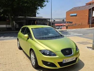 Usado Seat Leon Ecomotive 105 CV (77 kW) 2009 Verde Utilitario
