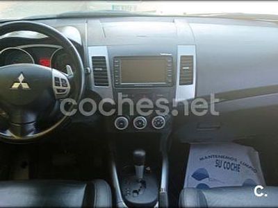 Usado Mitsubishi Outlander Plus 170 CV (125 kW) 2007 Gris / plata SUV