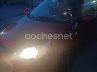 Usado Chevrolet Aveo LS 101 CV (74 kW) 2010 Rojo Berlina
