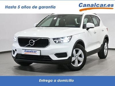 Usado Volvo XC40 Momentum 130 CV (95 kW) 2021 Blanco SUV