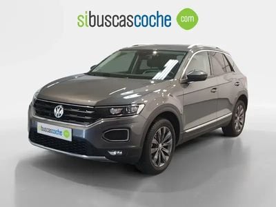 Usado VW T-Roc Sportline 150 CV (110 kW) 2020 Gris/plata SUV