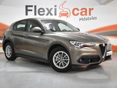 usado Alfa Romeo Stelvio 2.2 Diésel 132kW (180CV) Super RWD Diésel en Flexicar Móstoles 2