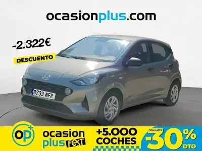 Usado Hyundai i10 67 CV (49 kW) 2022 Gris / plata Utilitario