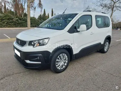 Usado Peugeot Rifter Access 75 CV (55 kW) 2019 Blanco Monovolumen
