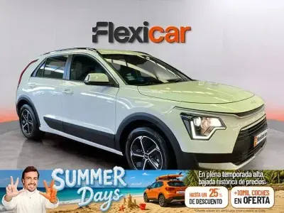 Usado Kia Niro 141 CV (103 kW) 2023 Blanco SUV