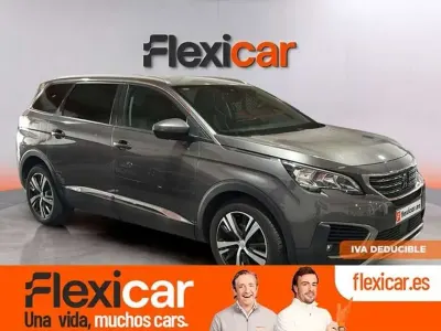 Usado Peugeot 5008 Allure 131 HP (96 kW) 2020 Cinzento SUV