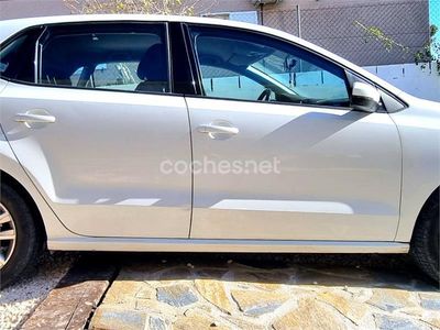 Usado VW Polo Advance 90 CV (66 kW) 2015 Blanco Berlina