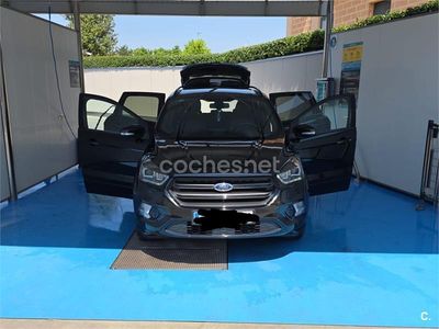 Usado Ford Kuga ST-Line 150 CV (110 kW) 2019 Negro SUV