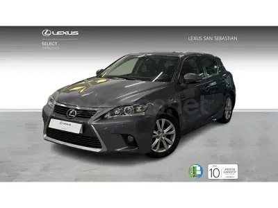 Usado Lexus CT200h Executive Line 136 CV (100 kW) 2014 Gris / plata Berlina