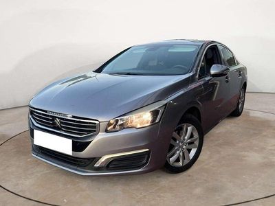 Usado Peugeot 508 Active 120 CV (88 kW) 2017 Gris Berlina