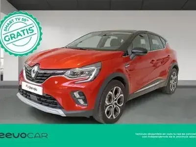 Usado Renault Captur Techno 140 CV (102 kW) 2022 Rojo SUV
