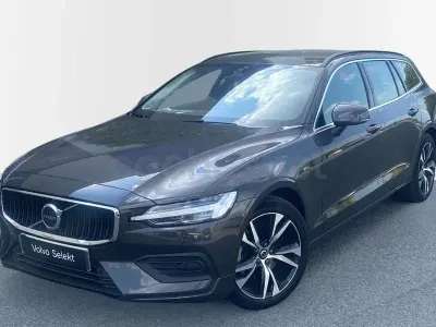 Usado Volvo V60 Core 197 CV (144 kW) 2025 Gris / plata Familiar