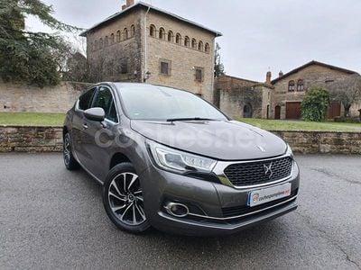 Usado DS Automobiles DS4 Style 120 CV (88 kW) 2016 Gris / plata Berlina