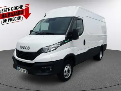 Usado Iveco Daily 136 CV (100 kW) 2023 Blanco Van