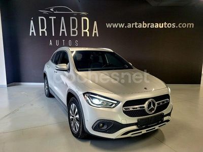 Gris / plata Usado 2021 Mercedes GLA200 SUV | 28.990 € (Buen precio)
