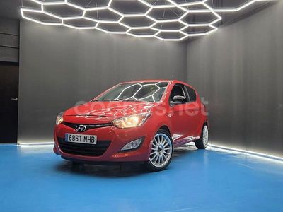 Rojo Usado 2013 Hyundai i20 Berlina | 6490 € (Precio justo)