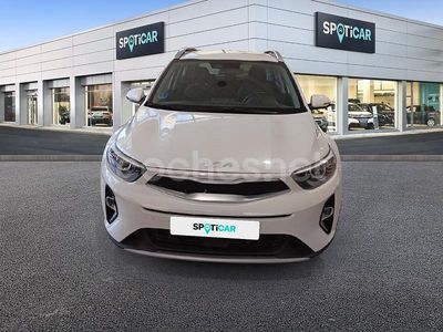 Blanco Usado 2024 Kia Stonic SUV | 19.600 € (Precio justo)
