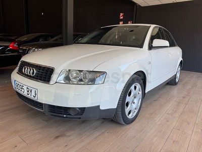Usado Audi A4 163 CV (119 kW) 2002 Blanco Berlina