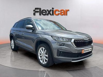 Usado Skoda Kodiaq Ambition 150 HP (110 kW) 2023 Cinzento SUV