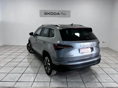 Nuevo Skoda Karoq 150 CV (110 kW) 2026 Gris plata SUV