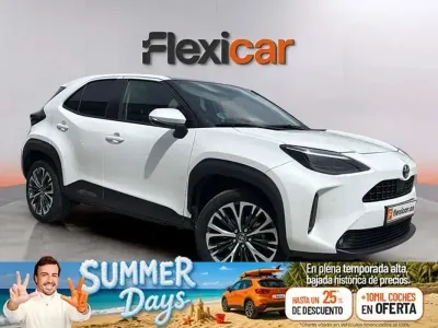Usado Toyota Yaris Cross Active 116 CV (85 kW) 2023 Blanco SUV