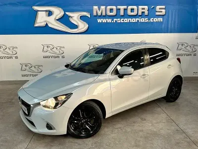 Usado Mazda 2 Edition 90 CV (66 kW) 2019 Beige Berlina