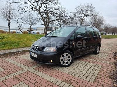 Usado Seat Alhambra Sport 140 CV (102 kW) 2008 Negro Monovolumen