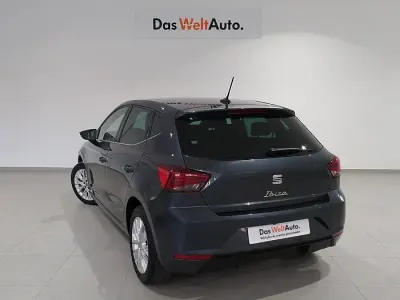 Usado Seat Ibiza XCELLENCE 115 CV (84 kW) 2025 Gris Utilitario
