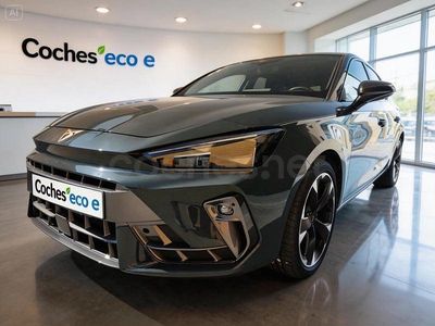 Usado Cupra Leon 150 CV (110 kW) 2025 Verde Familiar