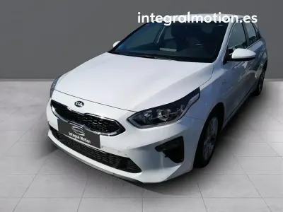 Usado Kia Ceed 119 CV (87 kW) 2021 Blanco Utilitario