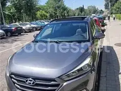 Usado Hyundai Tucson 136 CV (100 kW) 2015 Gris / plata SUV