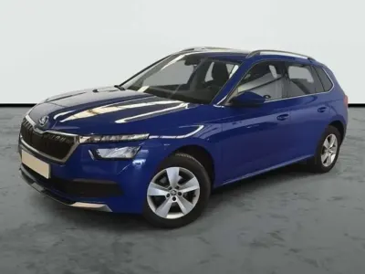 Usado Skoda Scala Ambition 110 CV (80 kW) 2023 Azul Utilitario